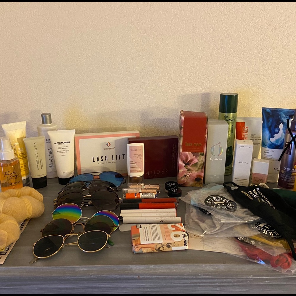Lot of Beauty Items